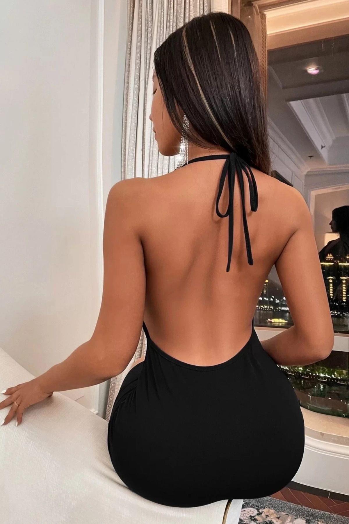 Aria`s Closet Siyah Boyundan Bağlamalı Sırt Dekolteli Mini Club Elbisesi Aria`s Closet Siyah Boyundan Bağlamalı Sırt Dekolteli Mini Club Elbisesi