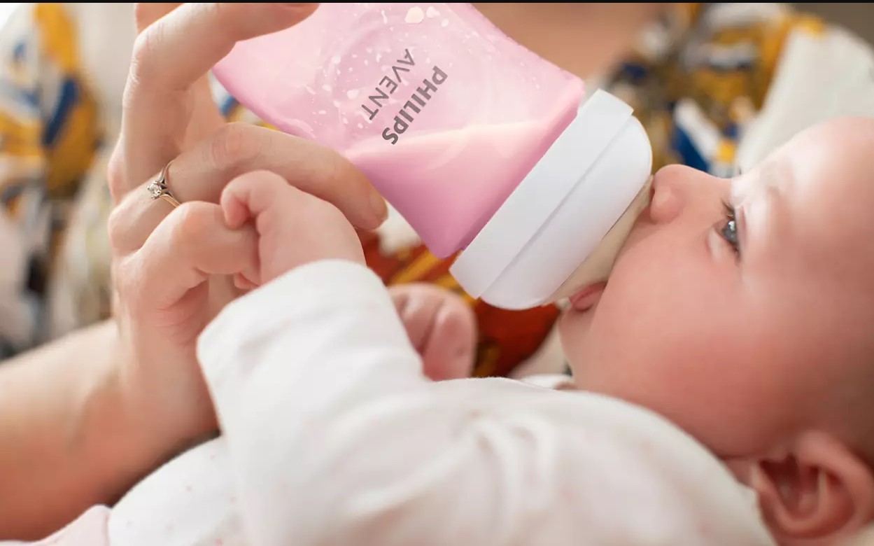 Philips Avent Natural Response PP Pembe Biberon 1+ Ay 260 ml SCY903/11 Philips Avent Natural Response PP Pembe Biberon 1+ Ay 260 ml SCY903/11